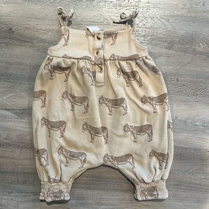 KATE QUINN Donkey Romper